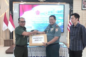 Penyerahan Sarpras Seleksi Penerimaan Prajurit TNI TA. 2024 dari Mabes TNI kepada Lantamal VI Makassar