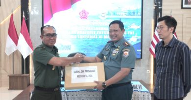 Penyerahan Sarpras Seleksi Penerimaan Prajurit TNI TA. 2024 dari Mabes TNI kepada Lantamal VI Makassar