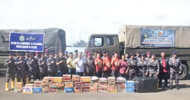 Lantamal VI Salurkan Bantuan Logistik Korban Banjir di Manggala Kota Makassar