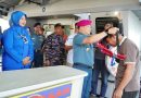 Jelang Idul Fitri 1446 H/2025 M, Danlantamal VI Pantau Keamanan Jalur Laut dan Sosialisasi Keselamatan Berlayar Serta Pembagian Takjil Kepada Nelayan