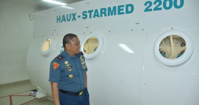 Rumah Sakit TNI AL  Jala Ammari Lantamal VI Kenalkan Terapi Oksigen Hiperbarik pada Awak Media Kota Makassar
